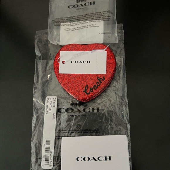 COACH RED HEART NWT MIRROR - Picture 11 of 13
